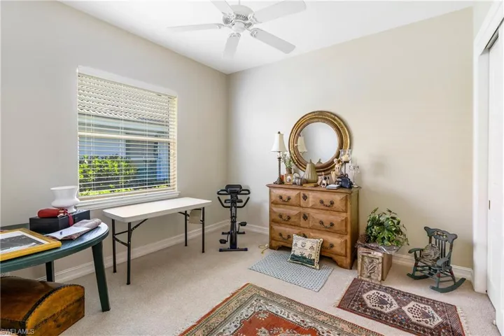 2501  Augusta  DR, Naples, FL 34109