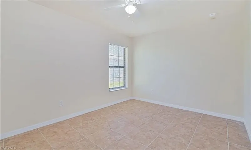 613 Se 14th St, Cape Coral, Florida 33990