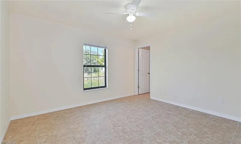 613 Se 14th St, Cape Coral, Florida 33990