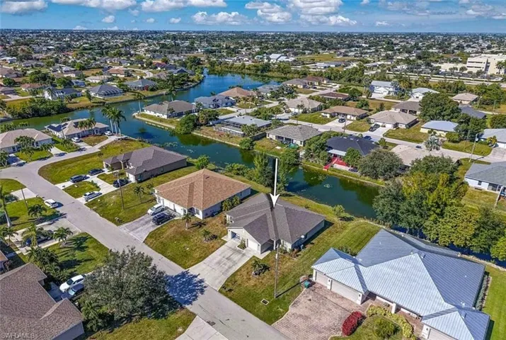 613 Se 14th St, Cape Coral, Florida 33990