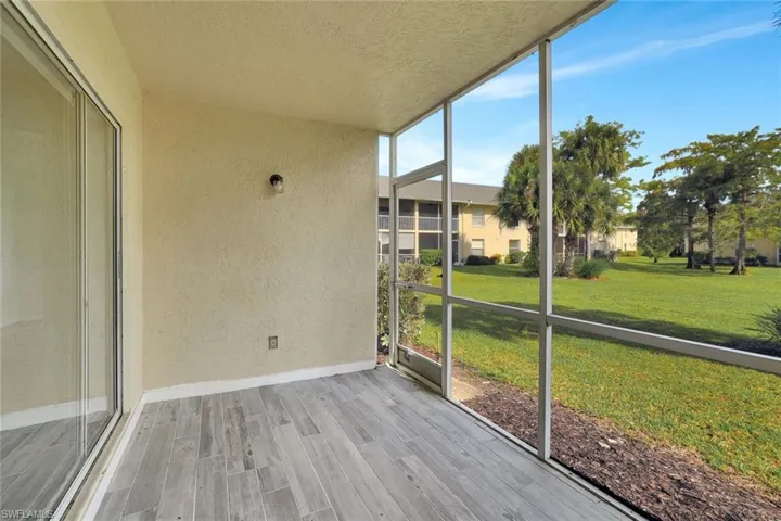 Screened Lanai overlooking park-like settng