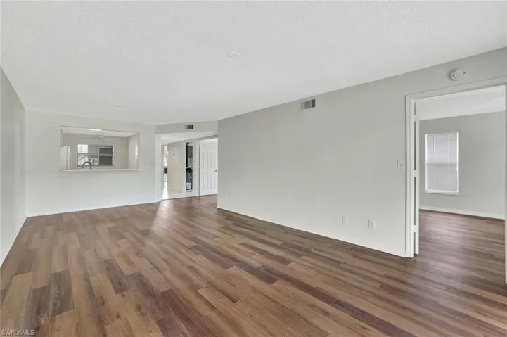 729 Landover Ct # 101, Naples, Florida 34104