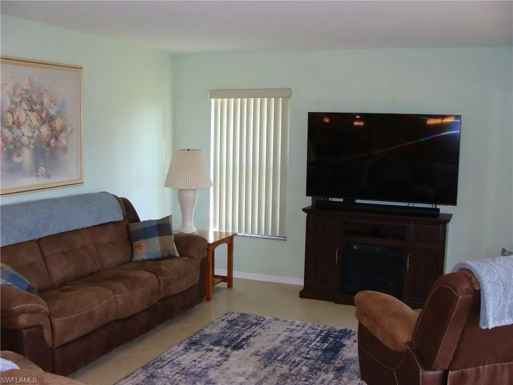 4802 Lakewood BLVD, Naples, FL 34112,225051581