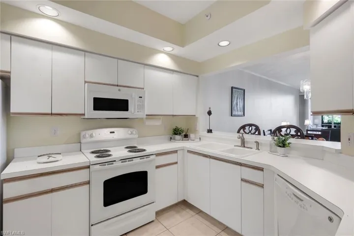 4110 Sawgrass Point Dr 104, Bonita Springs, Florida 34134