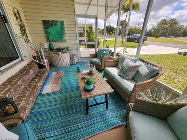 9799  Sugarmill Springs  DR, Fort Myers, FL 33905