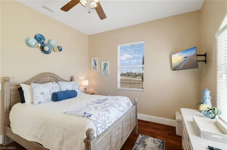 3237  Yucatan  PKWY, Cape Coral, FL 33993