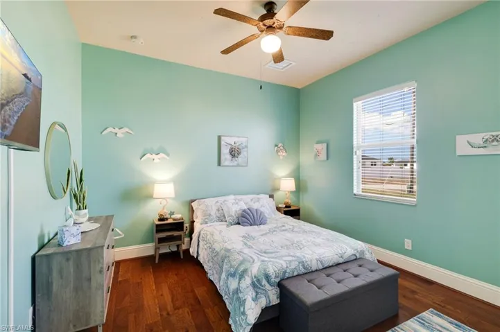 3237  Yucatan  PKWY, Cape Coral, FL 33993