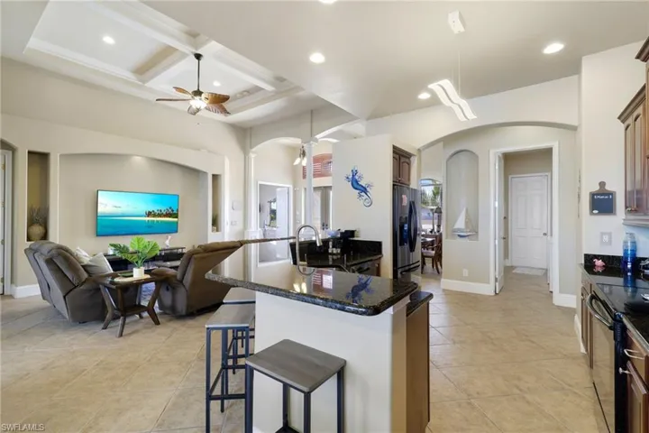 3237  Yucatan  PKWY, Cape Coral, FL 33993