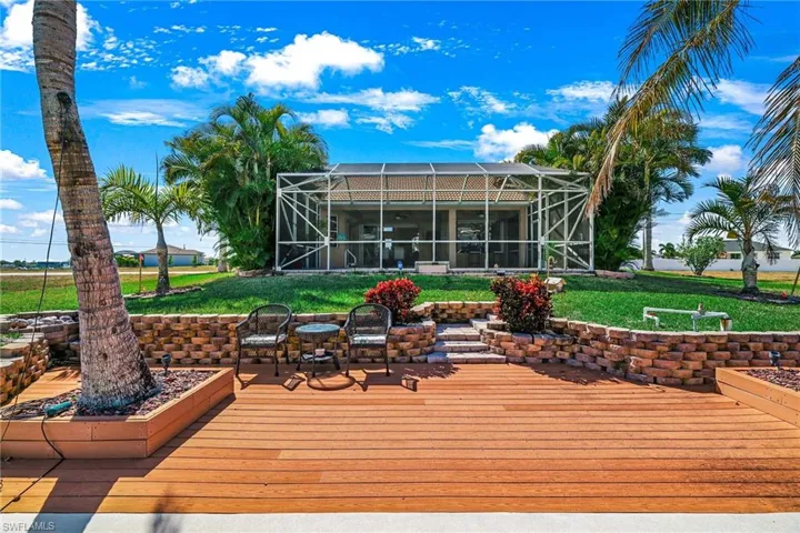 3237  Yucatan  PKWY, Cape Coral, FL 33993