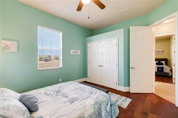 3237  Yucatan  PKWY, Cape Coral, FL 33993