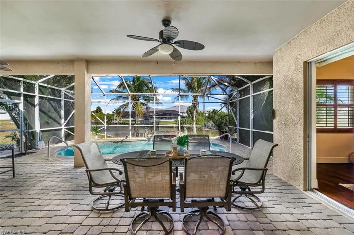 3237  Yucatan  PKWY, Cape Coral, FL 33993