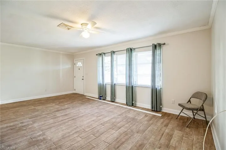 1536 Lindale Cir, Lehigh Acres Fl 33936