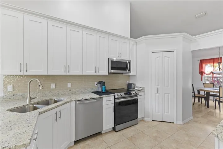 Kitchen Complete with new EVERYTHING!