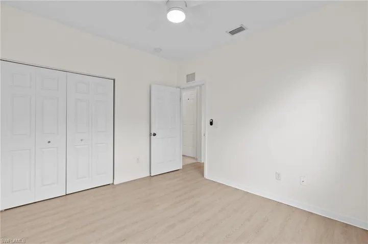 1905  Par  DR, Naples, FL 34120