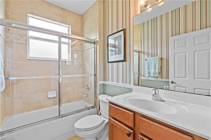1905  Par  DR, Naples, FL 34120