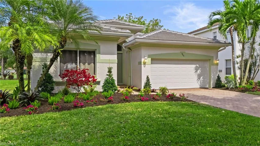 1905  Par  DR, Naples, FL 34120