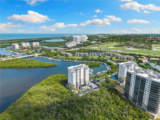 420 Cove Tower Dr 804, Naples, Florida 34110