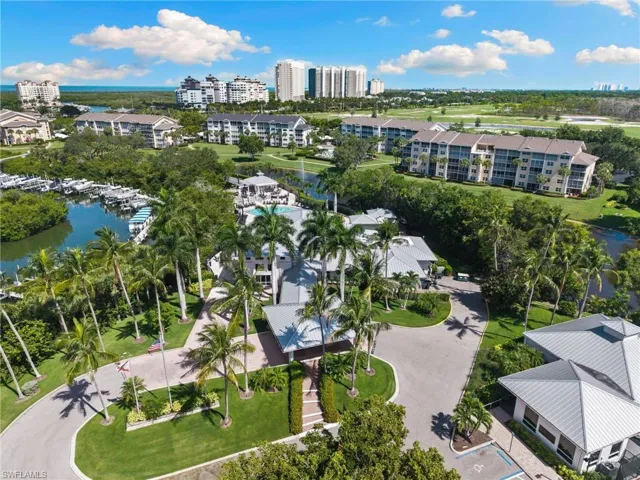 420 Cove Tower Dr 804, Naples, Florida 34110
