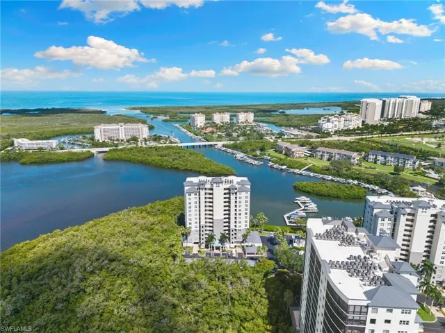 420 Cove Tower Dr 804, Naples, Florida 34110