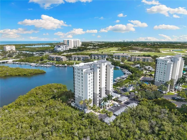 420 Cove Tower Dr 804, Naples, Florida 34110
