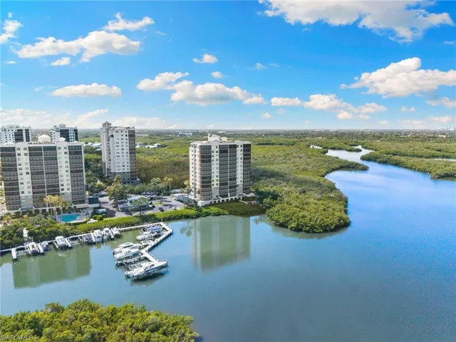 420 Cove Tower Dr 804, Naples, Florida 34110
