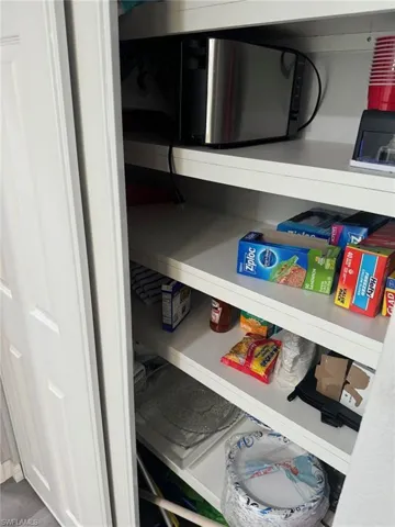 storage off kitchen