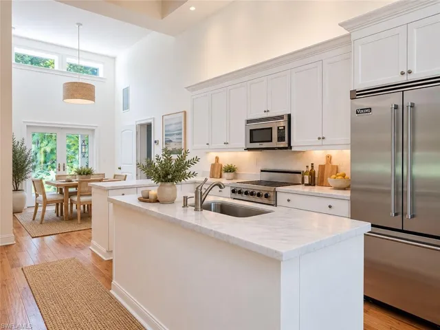 1260 12th Ave N, Naples, Florida 34102