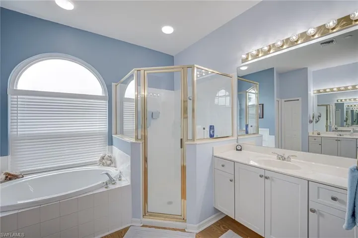 11086 Lakeland Cir, Fort Myers, Florida 33913