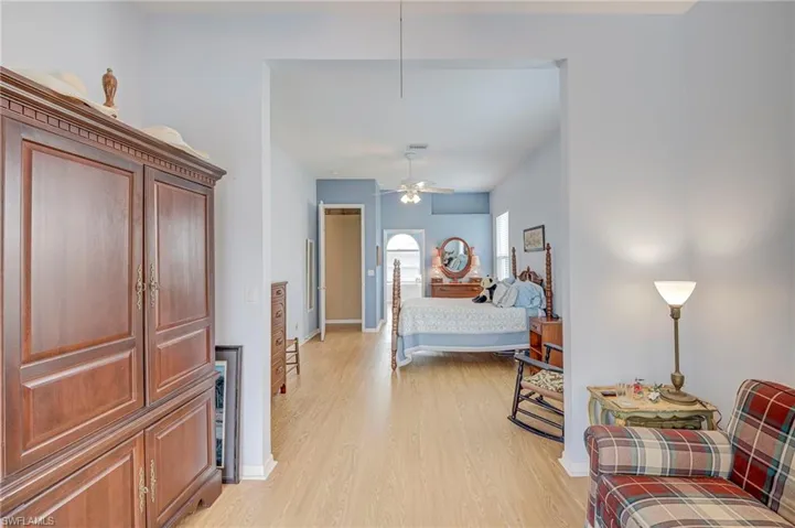 11086 Lakeland Cir, Fort Myers, Florida 33913