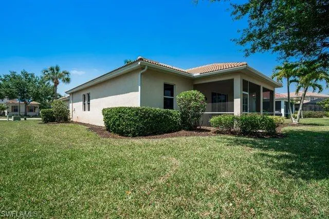 2531  Sawgrass Lake  CT, Cape Coral, FL 33909