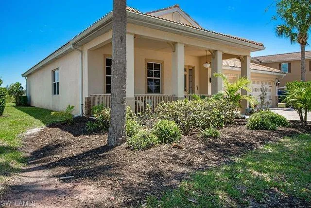 2531  Sawgrass Lake  CT, Cape Coral, FL 33909