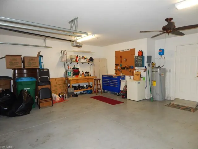 2531  Sawgrass Lake  CT, Cape Coral, FL 33909