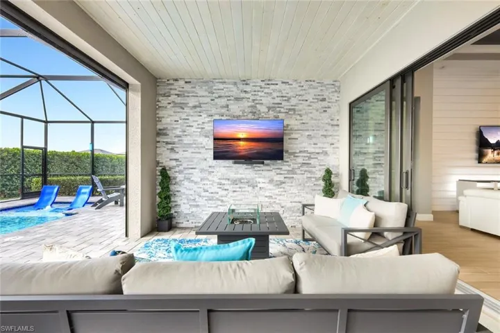 Built in TV area