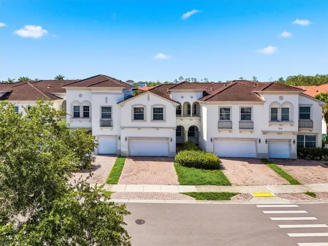 7070 Venice Way 2904, Naples, Florida 34119