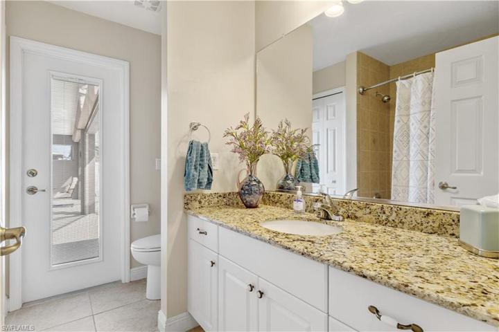 2204 SE 11th ST, CAPE CORAL FL 33990
