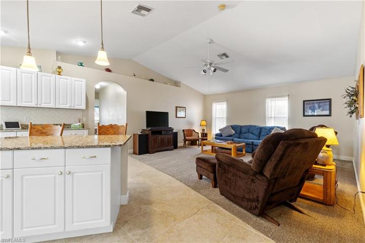 2204 SE 11th ST, CAPE CORAL FL 33990
