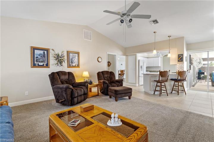 2204 SE 11th ST, CAPE CORAL FL 33990