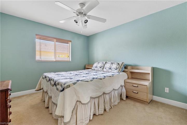 2204 SE 11th ST, CAPE CORAL FL 33990