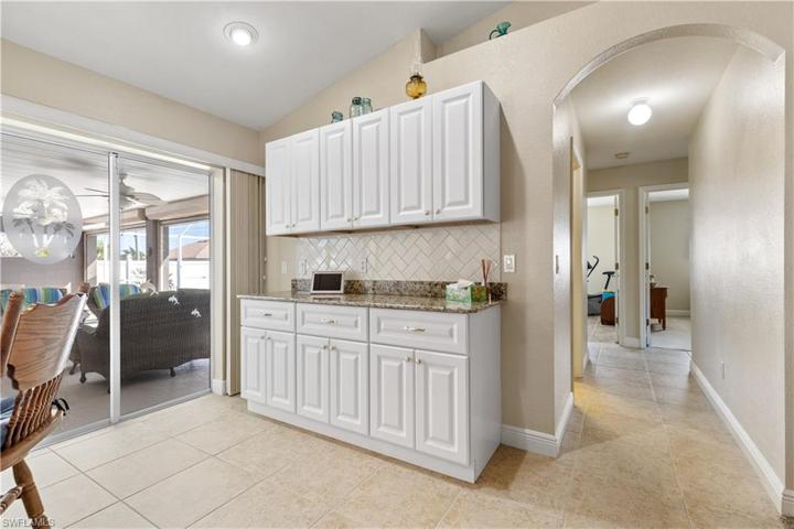 2204 SE 11th ST, CAPE CORAL FL 33990