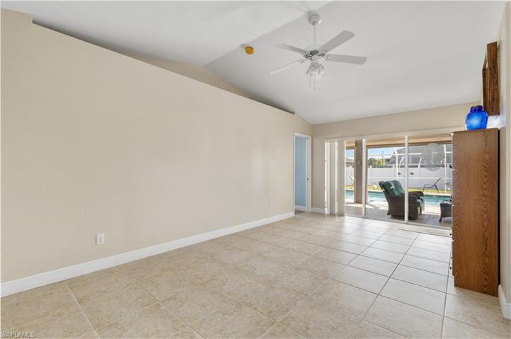 2204 SE 11th ST, CAPE CORAL FL 33990