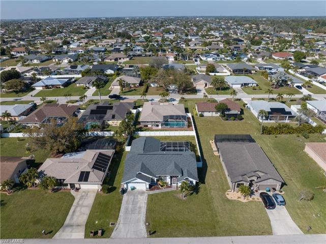 2204 SE 11th ST, CAPE CORAL FL 33990