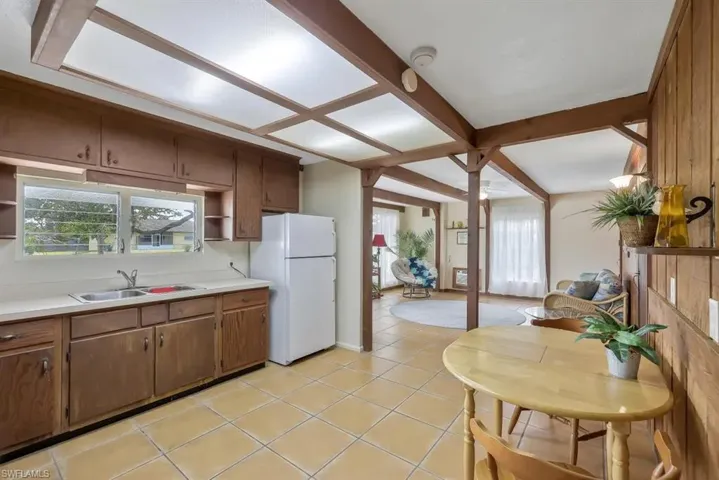 417  Shore  RD, Nokomis, FL 34275