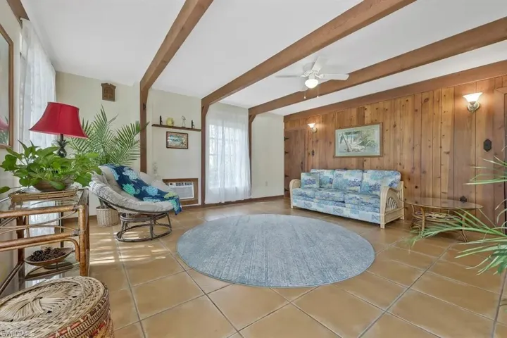 417  Shore  RD, Nokomis, FL 34275