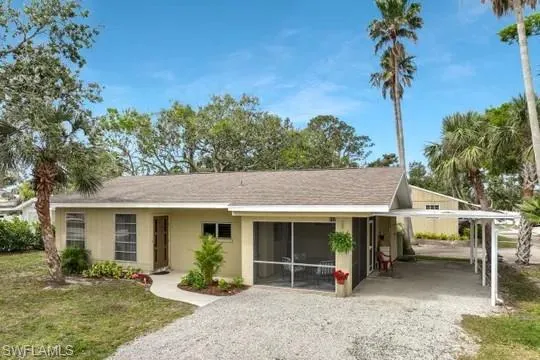 417  Shore  RD, Nokomis, FL 34275