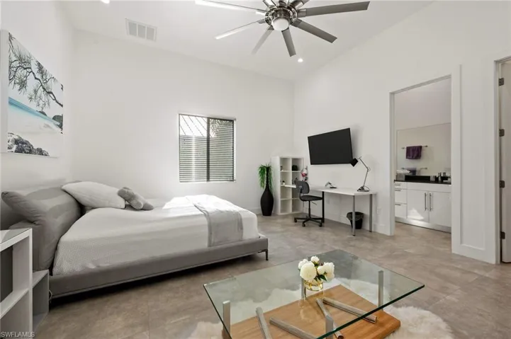 5324 Mayfair Ct, Cape Coral, Florida 33904