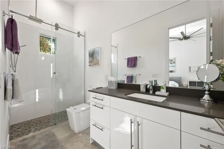 5324 Mayfair Ct, Cape Coral, Florida 33904