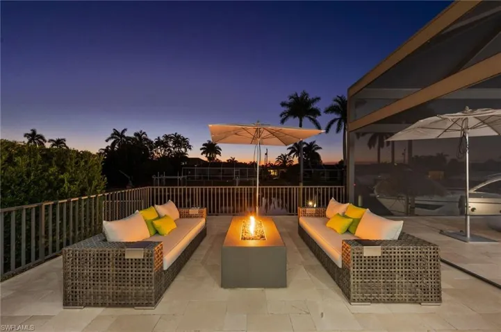 5324 Mayfair Ct, Cape Coral, Florida 33904