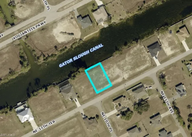 1011 Ne 37th Ter, Cape Coral, Florida 33909