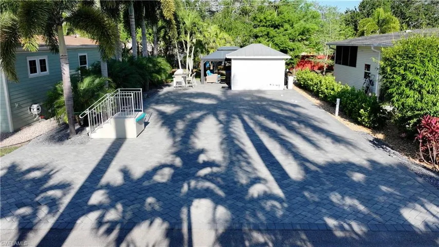 5740 Maplewood Ct, Fort Myers, Florida 33905