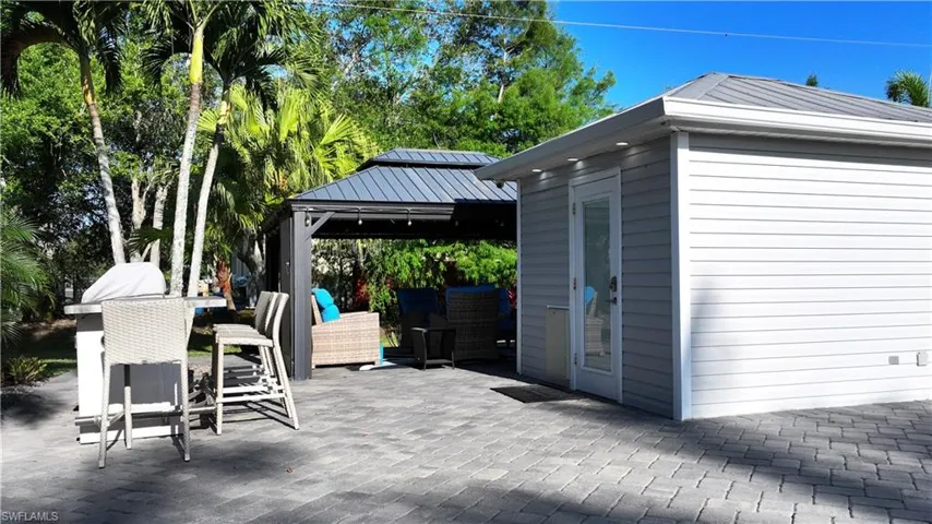 5740 Maplewood Ct, Fort Myers, Florida 33905
